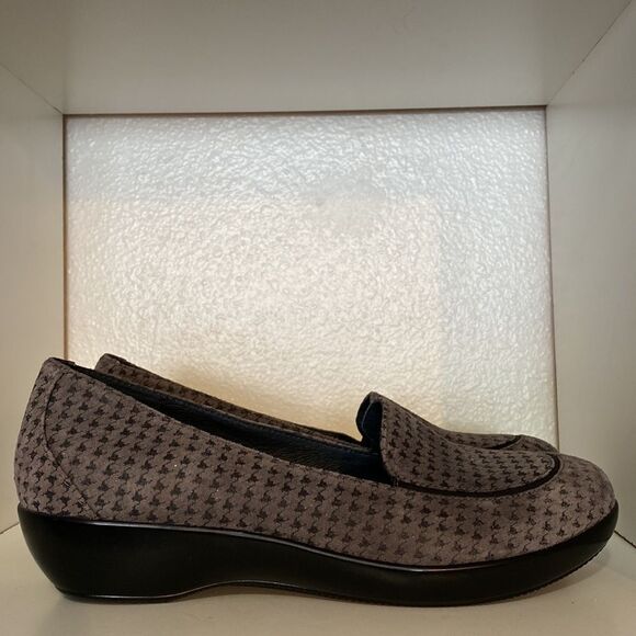 Dansko Houndstooth Loafers Womens Comfort Wedge Slip On Work Casual Shoes Preppy - Picture 4 of 14